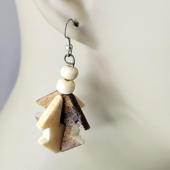 Handbeaded Wood Inspired Earrings - Picture 2 of 8